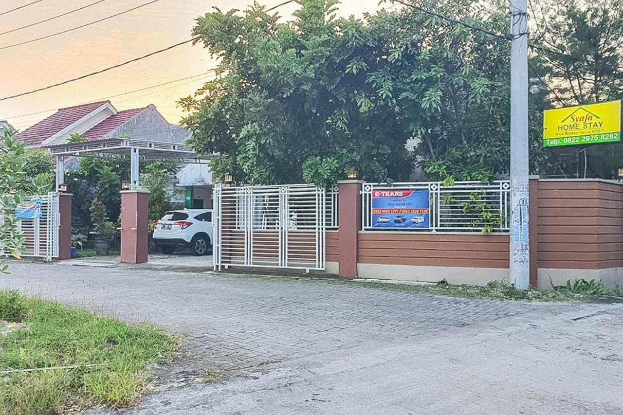 Syafa Homestay Syariah Mitra Reddoorz Tuban  Екстериор снимка